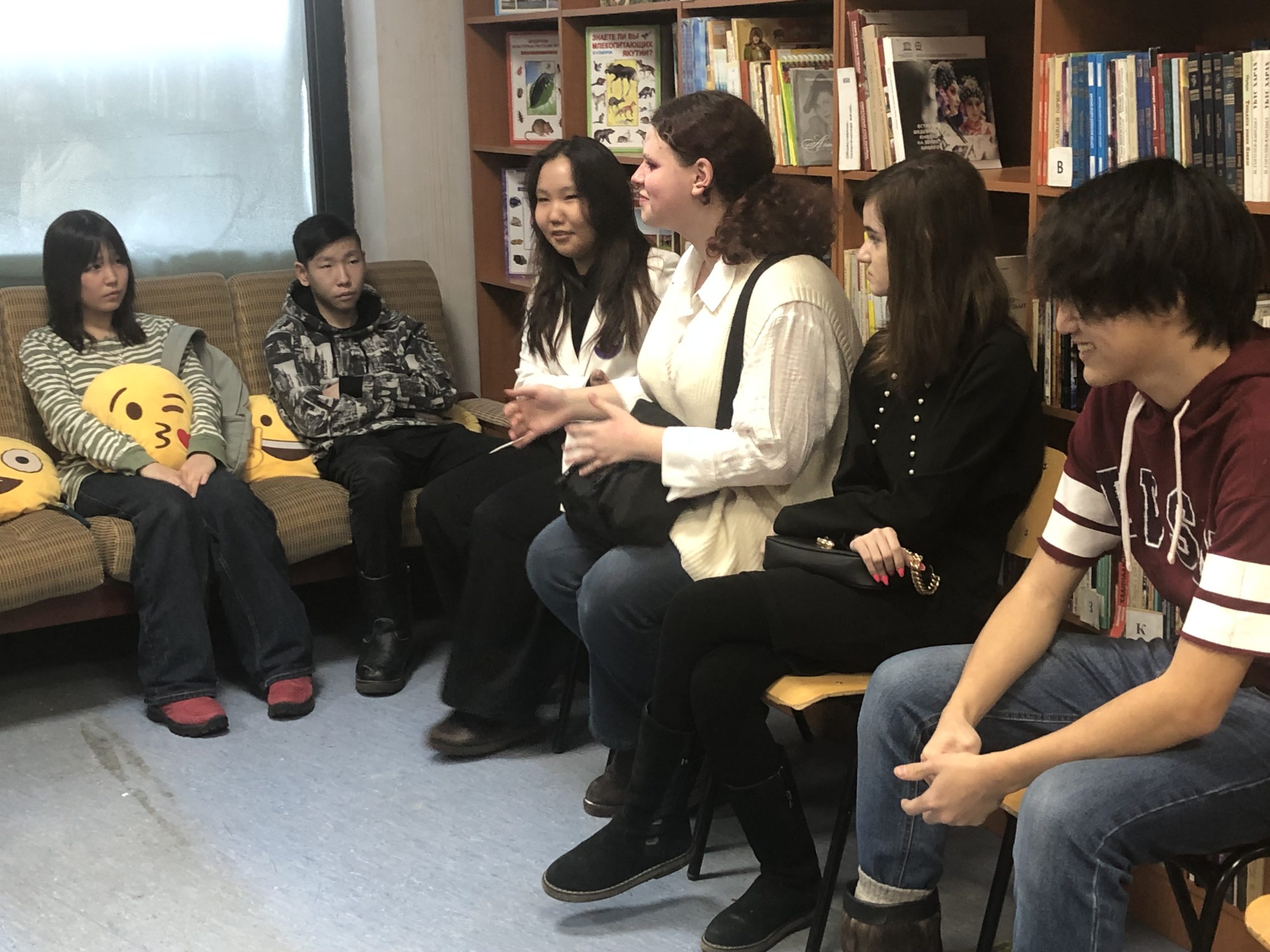 В стенах «ДТК – центр чтения» для старшеклассников проведён литературный вечер