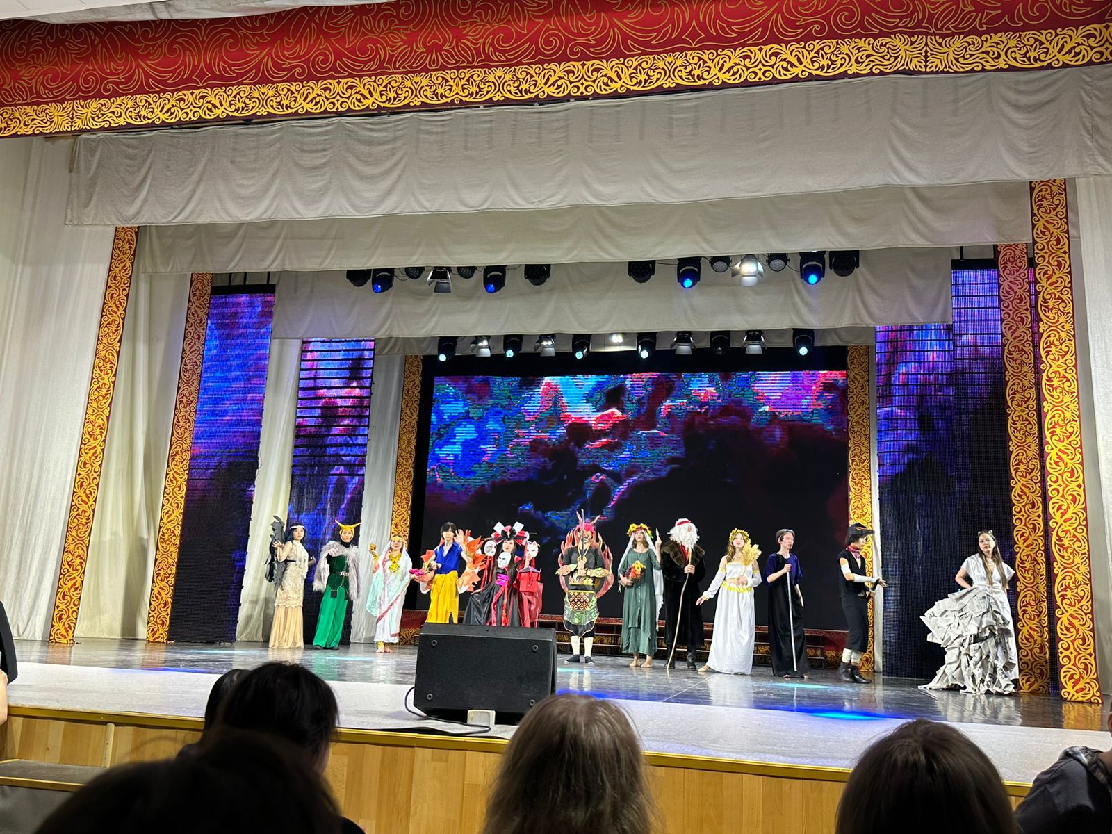 В Якутске выбрали мисс и мистера МОБУ СОШ №21