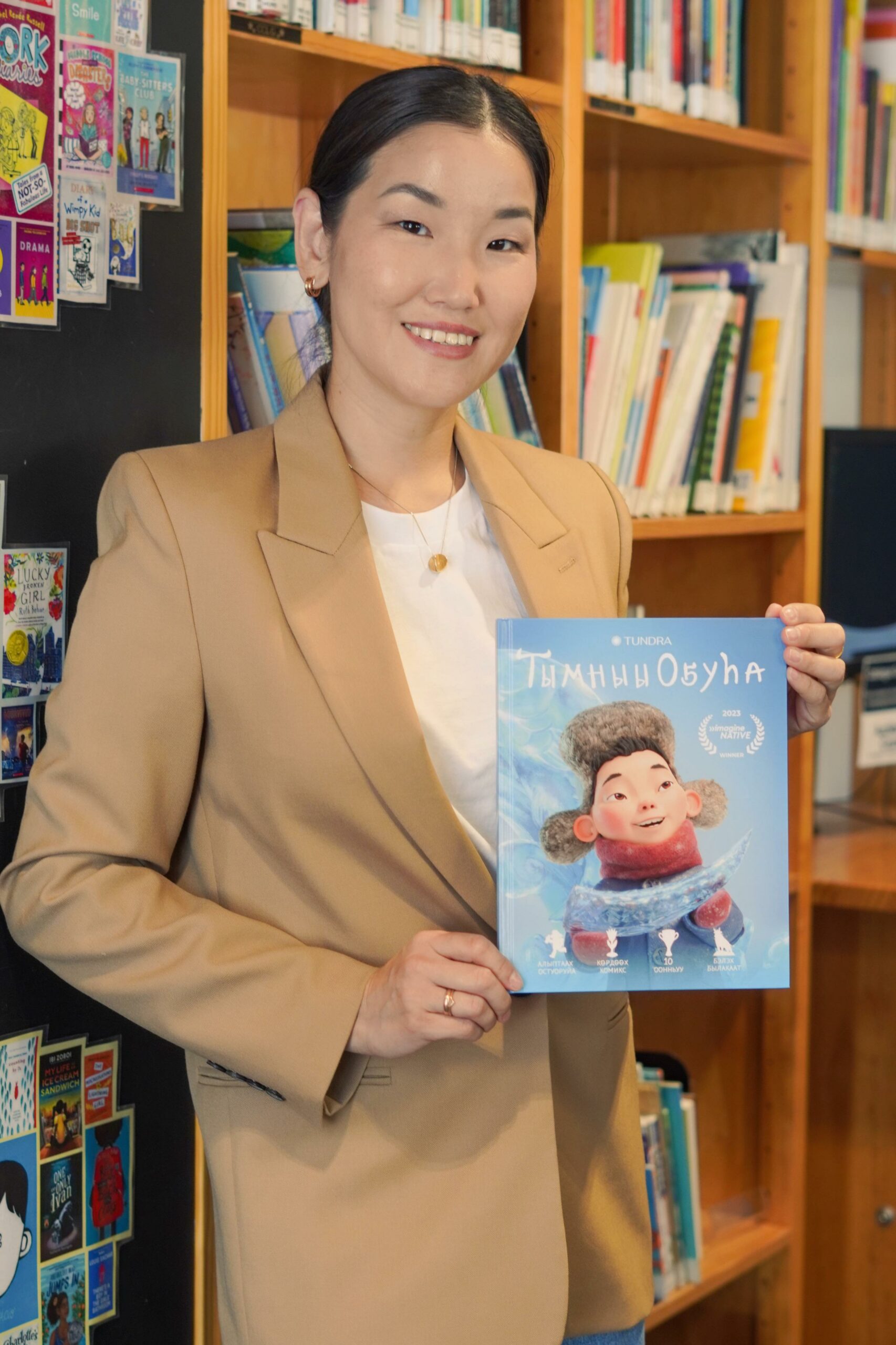 Книга «Тымныы Оҕуhа» по сюжету самого известного якутского мультфильма пополнила фонды всех детских библиотек Якутии