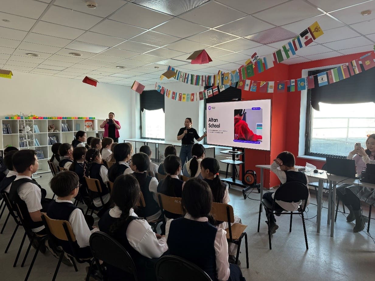 Профессии в IT: познавательная встреча для школьников