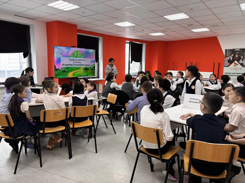 БиблиоОлимп.Россия. Прошла интеллектуальная игра, посвящённая произведению знаменитого российского писателя Александра Мелентьевича Волкова «Волшебник Изумрудного города»