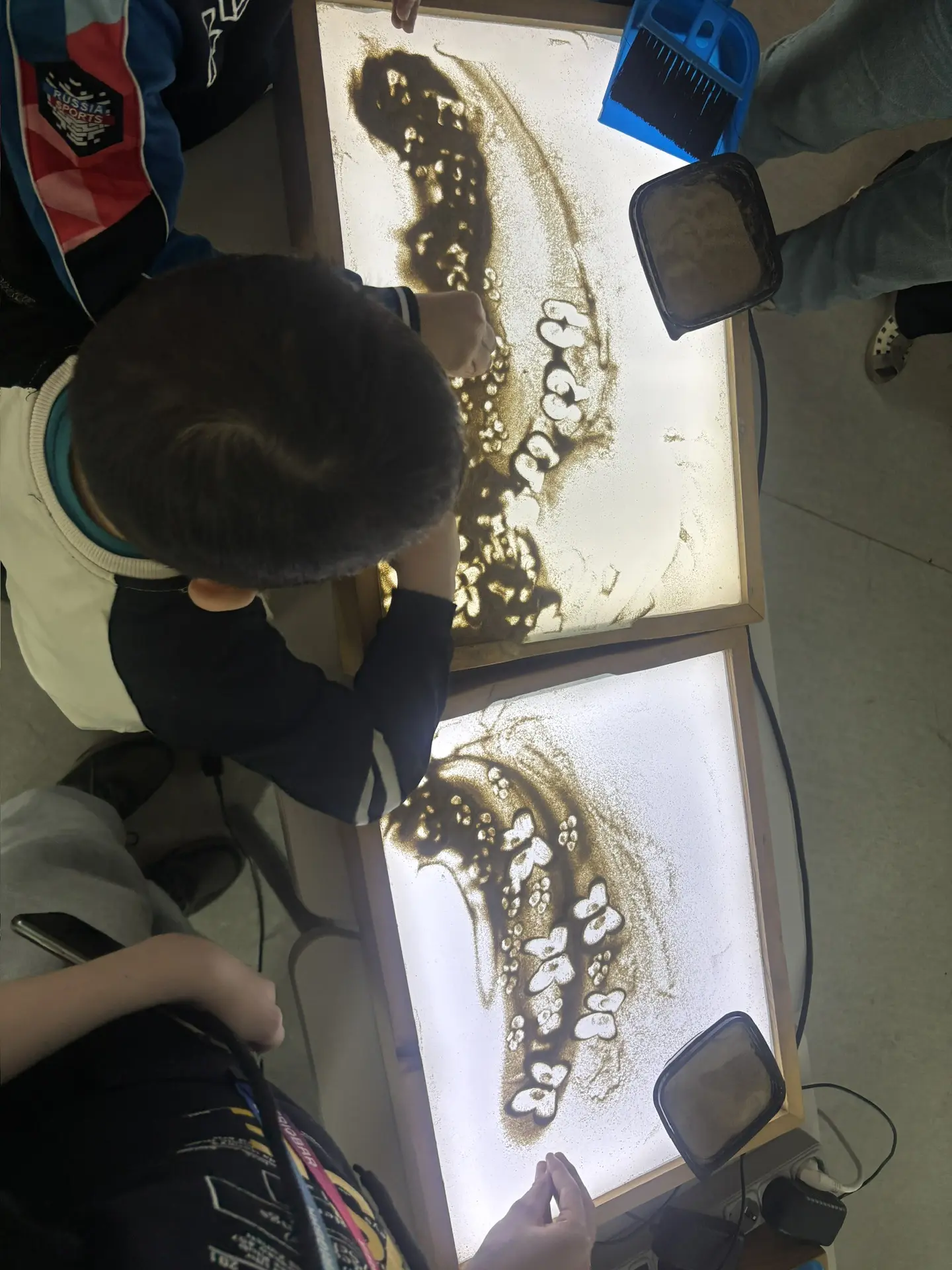 В рамках Всероссийской недели детской книги прошли презентация и мастер-класс по песочной анимации